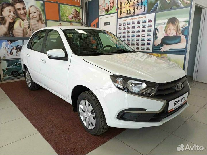 LADA Granta 1.6 МТ, 2023