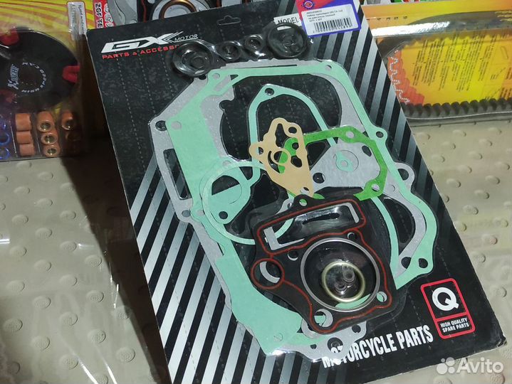 Прокладки двигателя на мопед 110сс