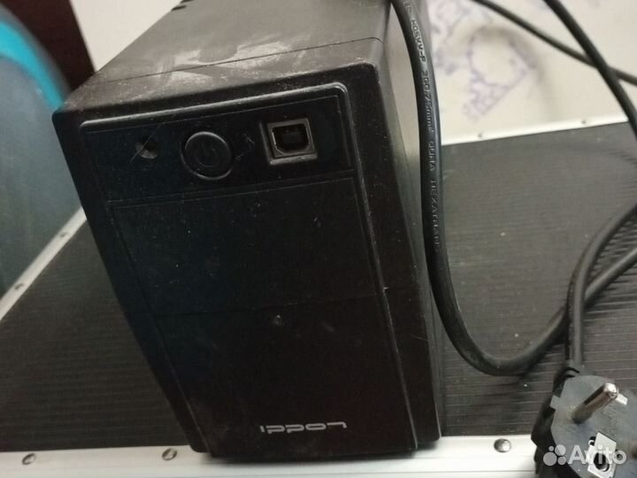 Источник бесперебойного питания