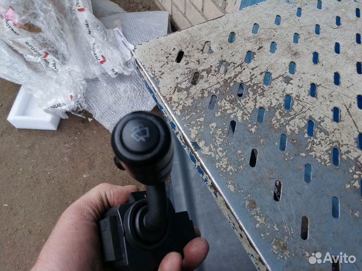 Переключатель стеклоочистителя Range Rover Sport 1