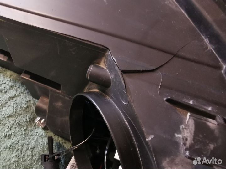 Левая фара volkswagen tiguan