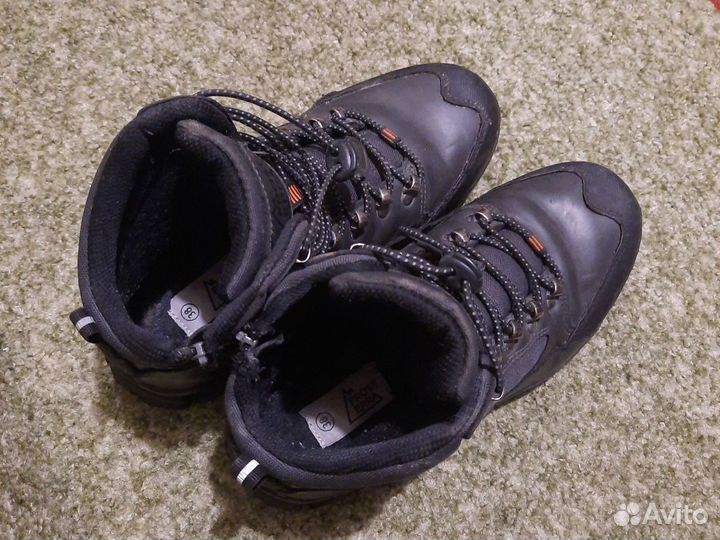 Зимние ботинки для мальчика 38