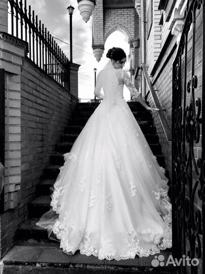 Свадебное платье