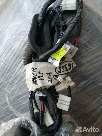 Обшивка задней левой двери hover H5 2012