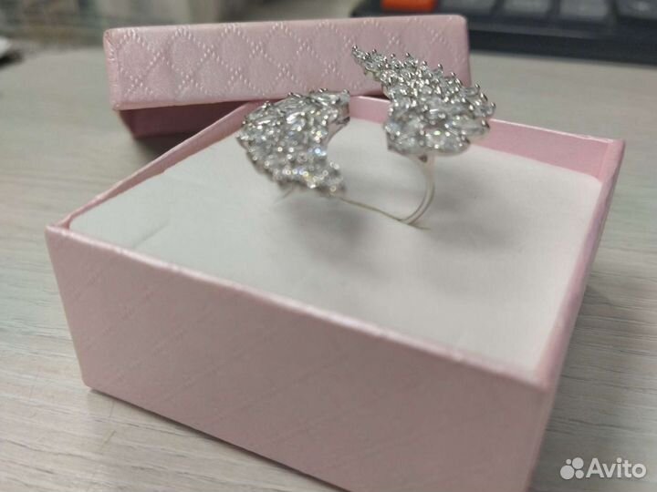 Серебряное кольцо