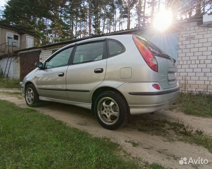 Nissan Almera Tino 2.2 МТ, 2001, 232 535 км