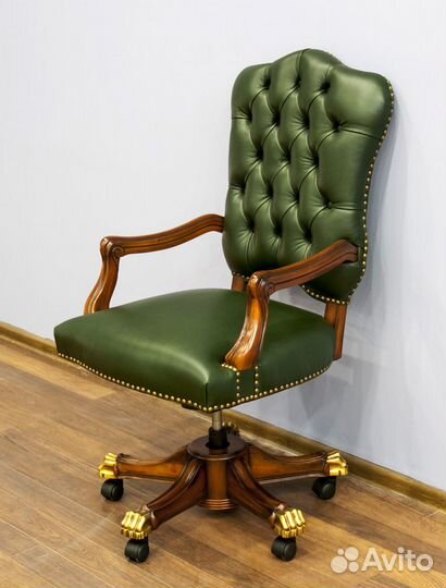 Кресло для кабинета натуральная кожа массив