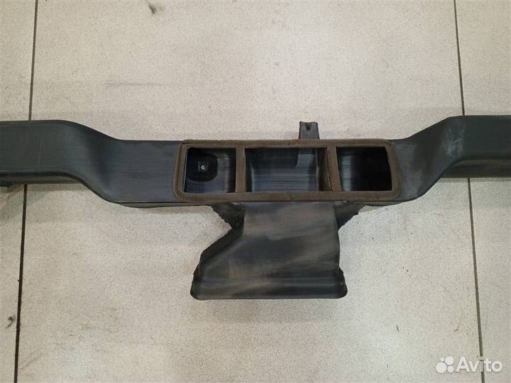 Воздуховод торпедо большой Mitsubishi Pajero iO 1