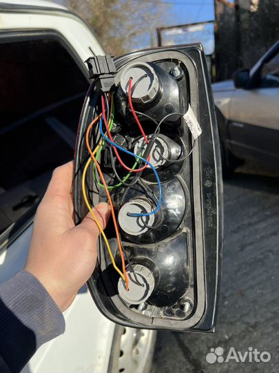 Фара (фонарь) праваяChevrolet Niva