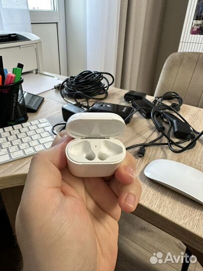 Кейс от Airpods оригинал