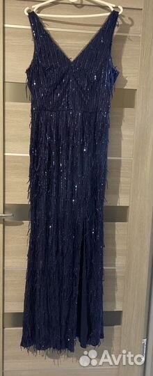 Платье вечернее