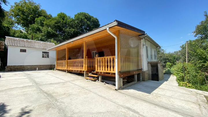 Дом 70 м² на участке 12 сот.