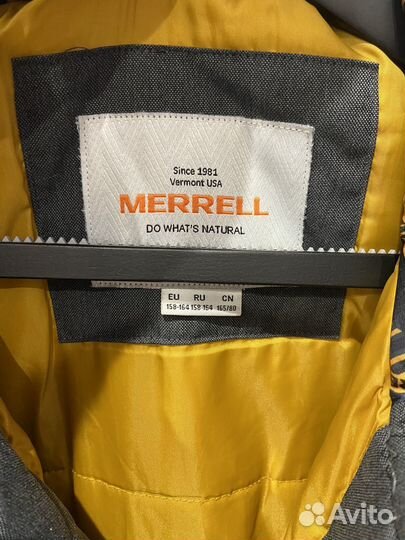 Продам куртку Merrel