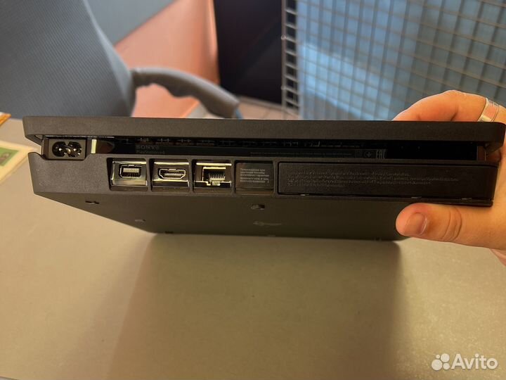 Sony playstation 4 slim 1tb