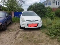 Hyundai i20 1.3 MT, 2010, 180 000 км, с пробегом, цена 399 000 руб.