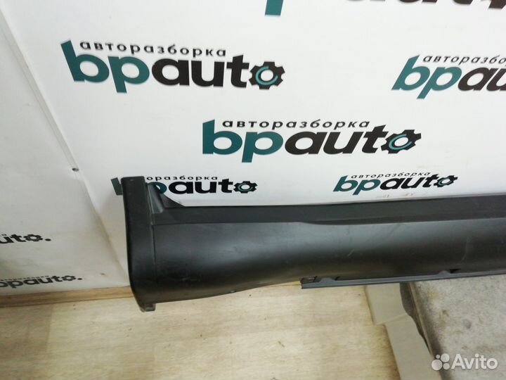 Накладка порога правая 76850-1CA0A Infiniti