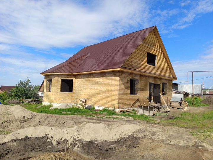 Дом 250 м² на участке 11 сот.