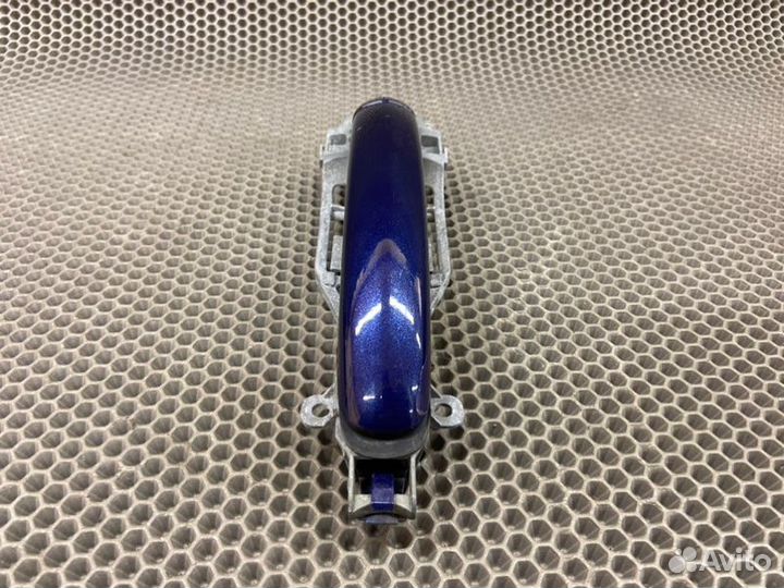 Ручка двери наружная з/п + кронштейн Touareg 02-10