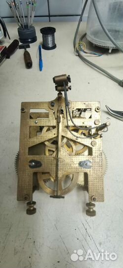 Часы настенные редкие ич