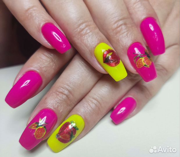 Маникюр, покрытие гель лаком, педикюр