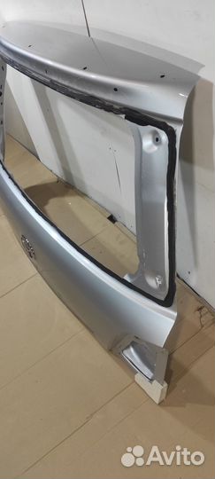 Крышка багажника Toyota Land Cruiser 200 07-15