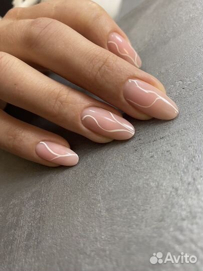 Маникюр, педикюр, наращивание ногтей