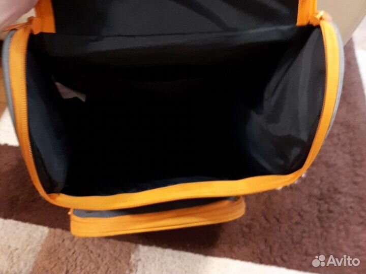 Рюкзак школьный