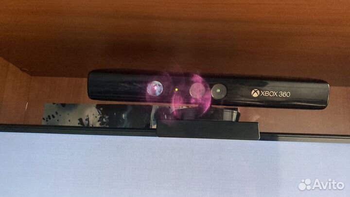 Xbox 360e + kinect