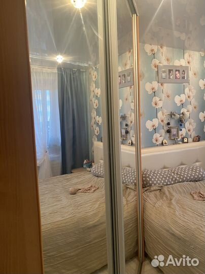 Двери купе зеркальные раздвижные