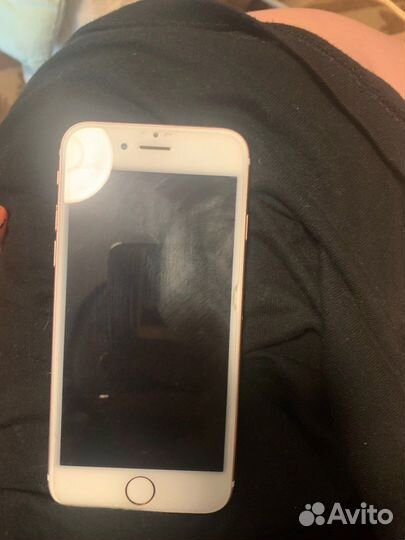 Телефон iPhone 6s