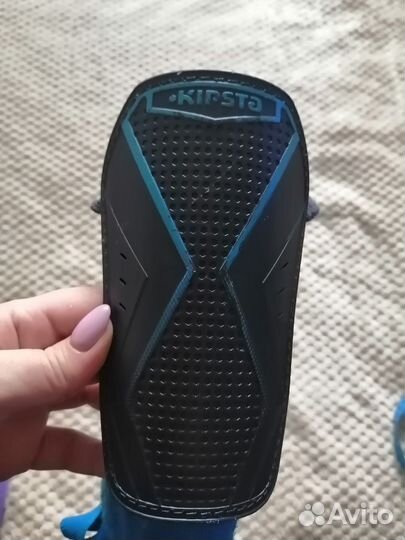 Футбольные щитки детские kipsta