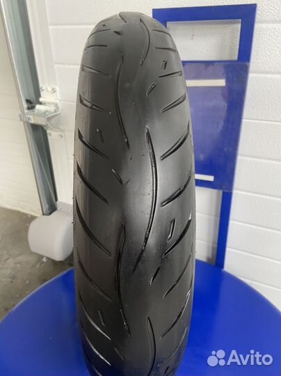 Metzeler Roadtec Z8 120/70 R18