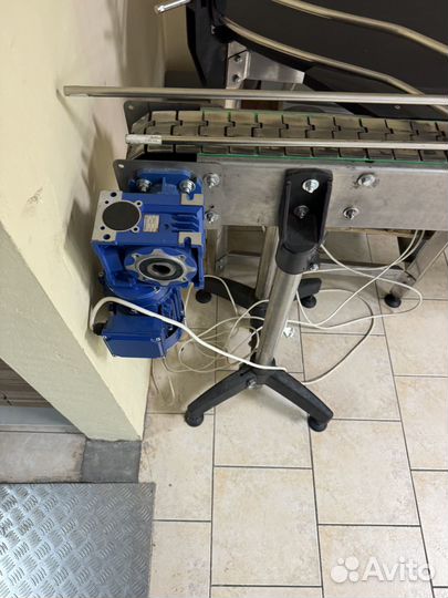 Транспортировочный конвеер / транспортер