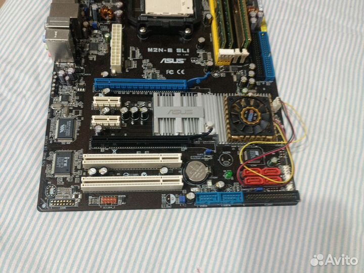 Материнская плата