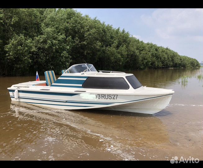 Аренда катера с водителем