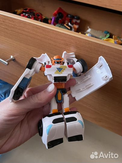 Роботы тоботы разные