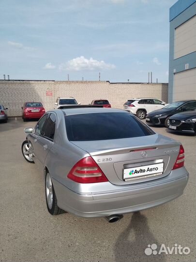 Mercedes-Benz C-класс 1.8 AT, 2004, 357 000 км