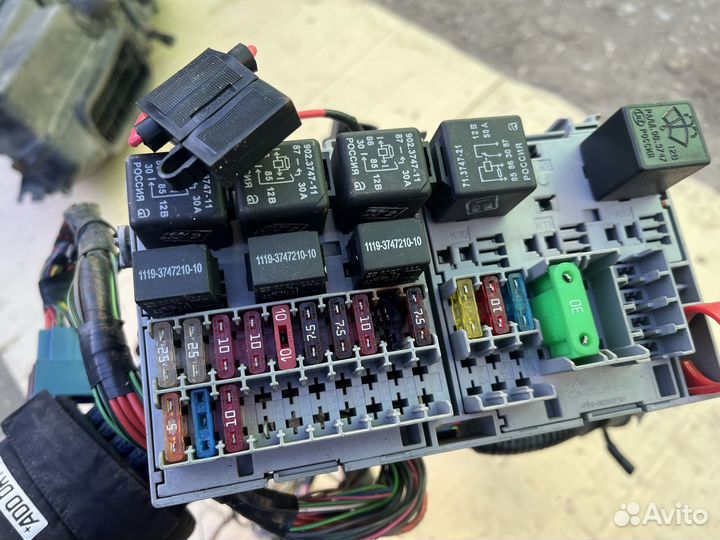 Монтажный блок проводка ваз 2170 Приора