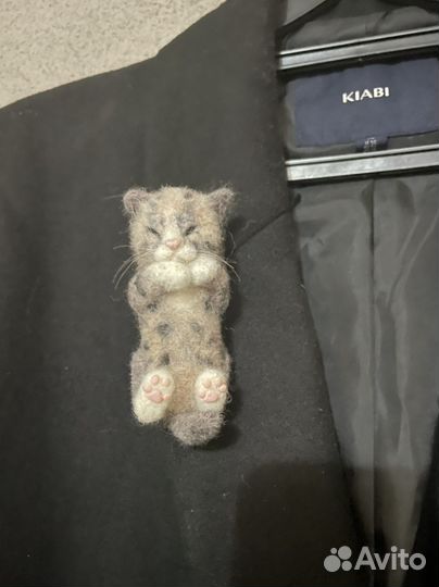 Брошь котик