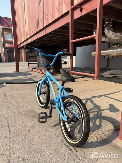 Трюковой велосипед bmx