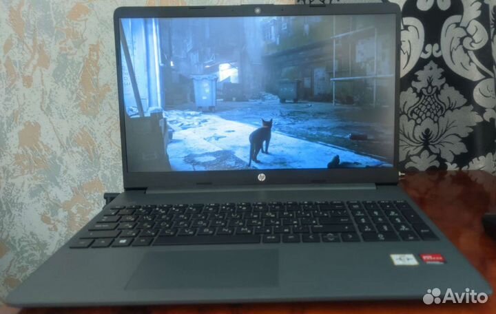 Мощный Ноутбук HP 15.6IPS/3150U/12/128GVega3 Идеал