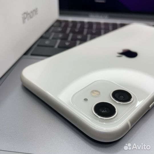 iPhone 11, 64 ГБ