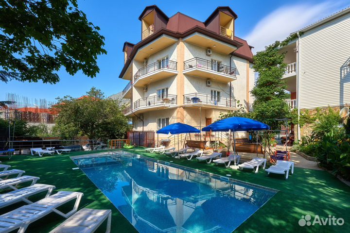 Повар универсал в гостиницу с проживанием