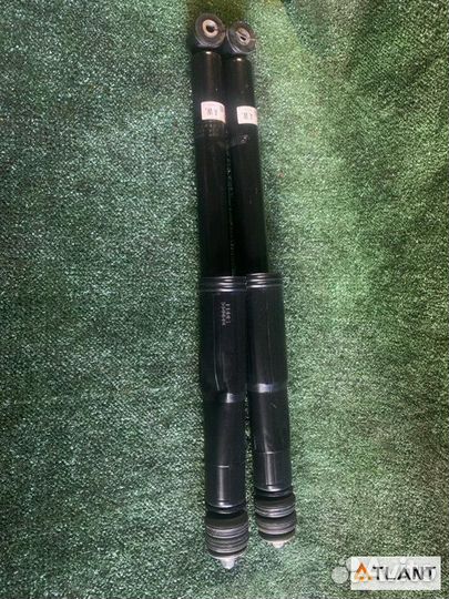 Амортизатор honda freed spike