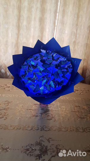 Букет из бабочек с подсветкой