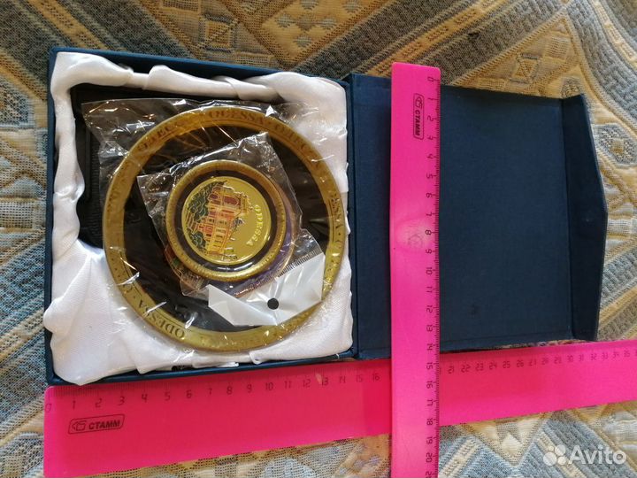 Тарелка и магнит Одесса