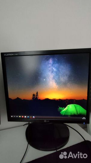 Монитор LG Flatron L1753S