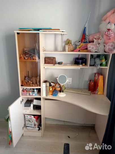 Компьютерный стол