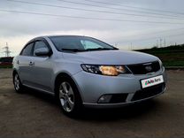 Kia Cerato 1.6 AT, 2009, 275 000 км, с пробегом, цена 740 000 руб.