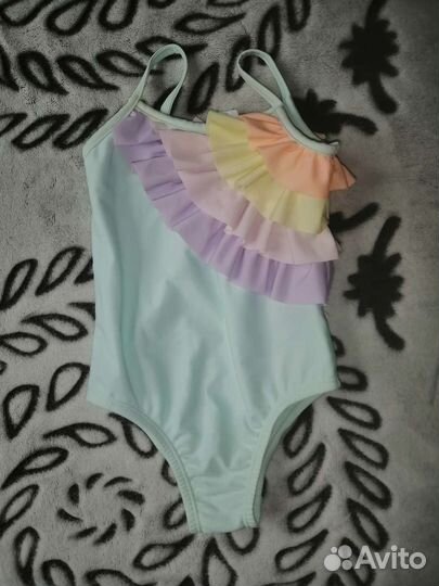 Шикарный купальник на девочку 12-18 месяцев